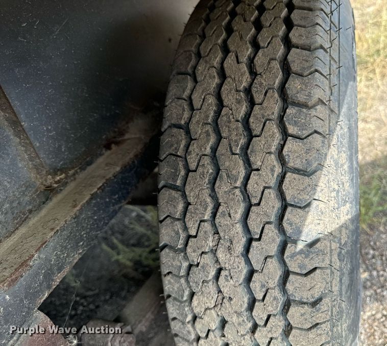 image for item DN0752 2001 Forrest River  Sandpiper 38BHDS camper