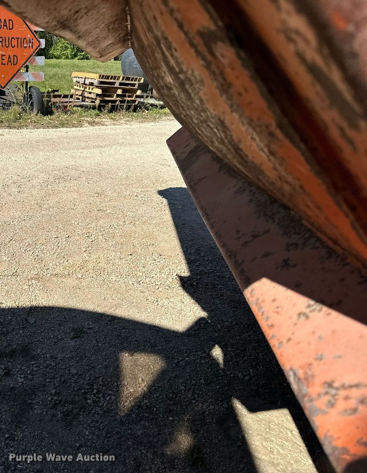 image for item DN0770 Rock box