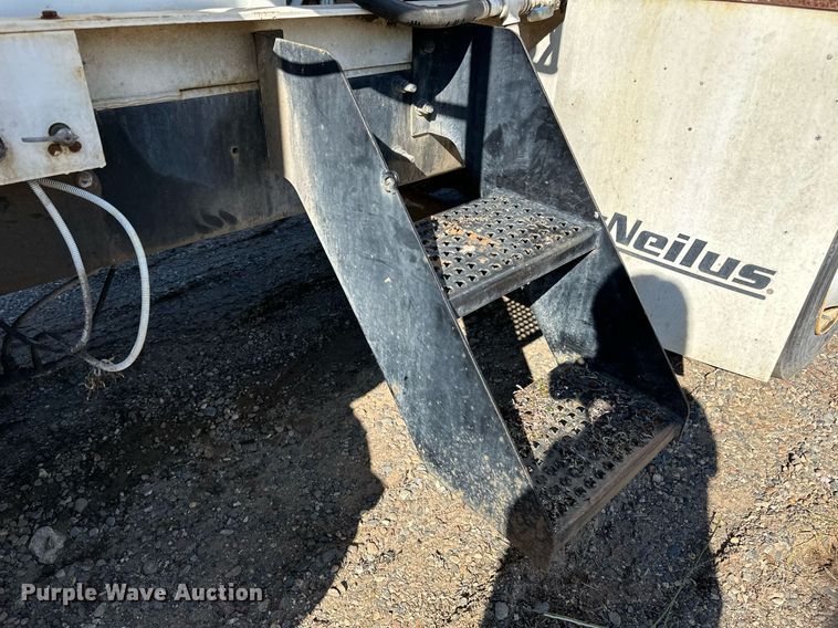 image for item DN0774 2005 Mack  CV513 ready mix truck