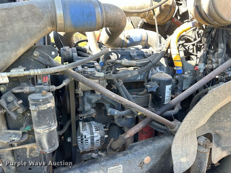 image for item DN0774 2005 Mack  CV513 ready mix truck