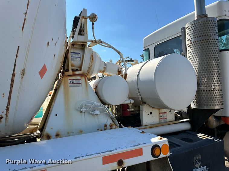 image for item DN0776 2004 Kenworth  W900 ready mix truck