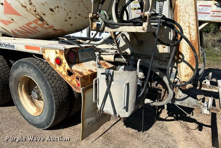 image for item DN0776 2004 Kenworth  W900 ready mix truck