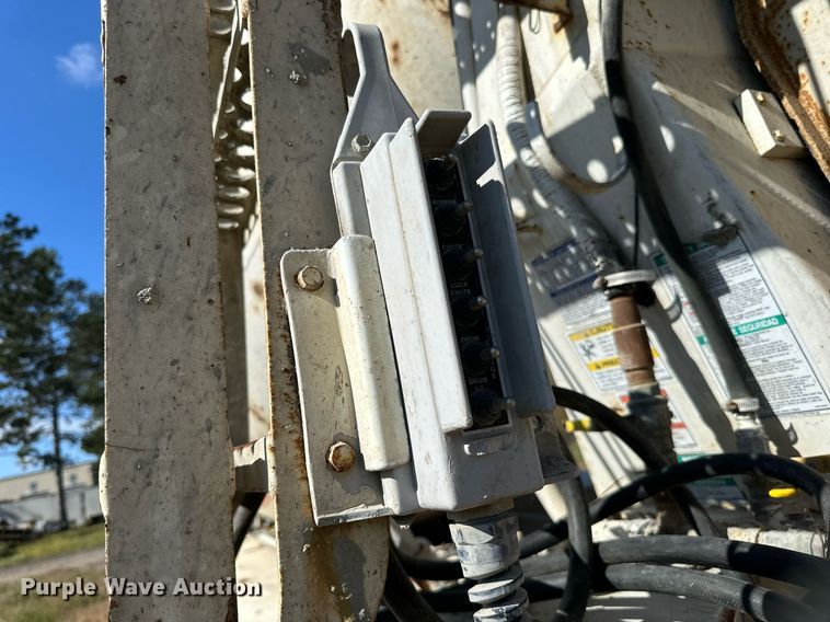 image for item DN0776 2004 Kenworth  W900 ready mix truck