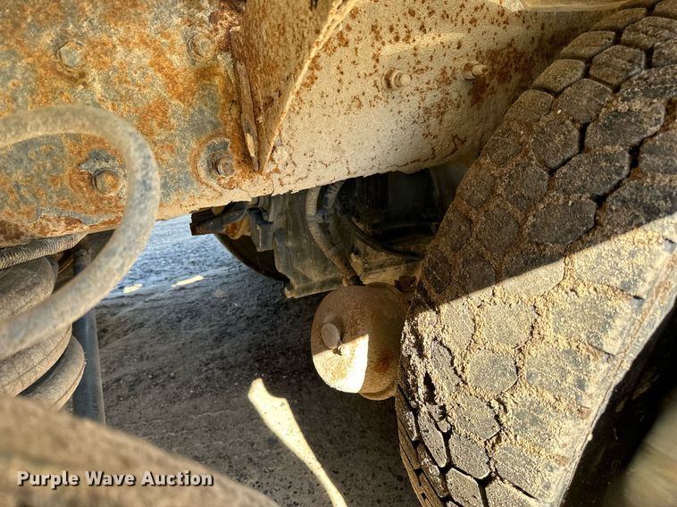 image for item DN0776 2004 Kenworth  W900 ready mix truck