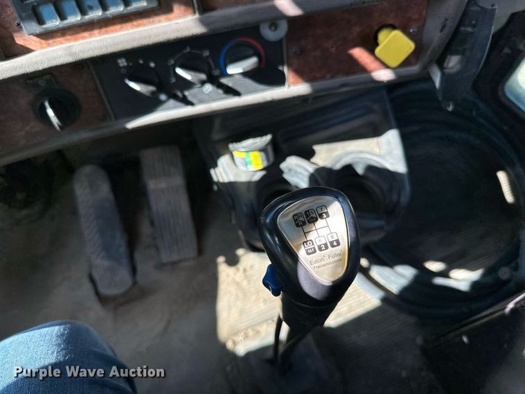 image for item DN0776 2004 Kenworth  W900 ready mix truck