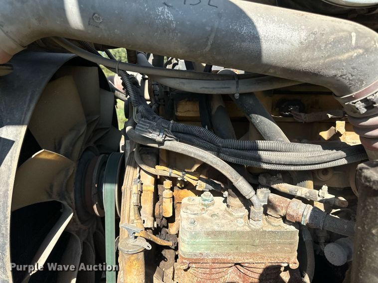 image for item DN0776 2004 Kenworth  W900 ready mix truck