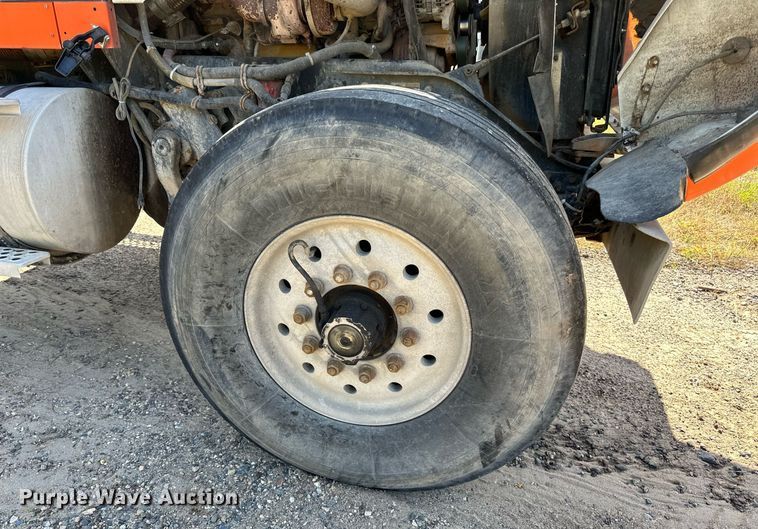 image for item DN0776 2004 Kenworth  W900 ready mix truck