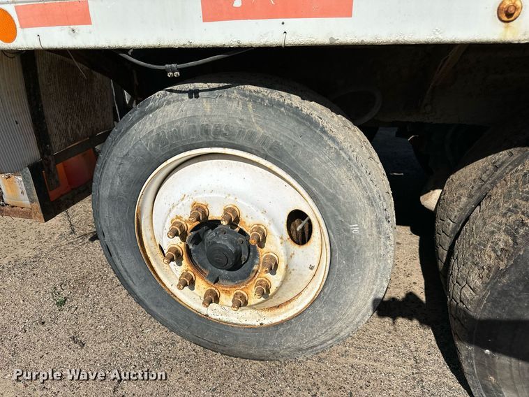 image for item DN0776 2004 Kenworth  W900 ready mix truck