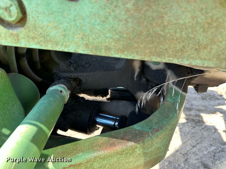 image for item DN0777 1969 John Deere 4520 tractor