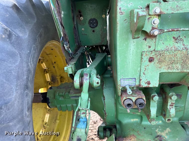 image for item DN0777 1969 John Deere 4520 tractor