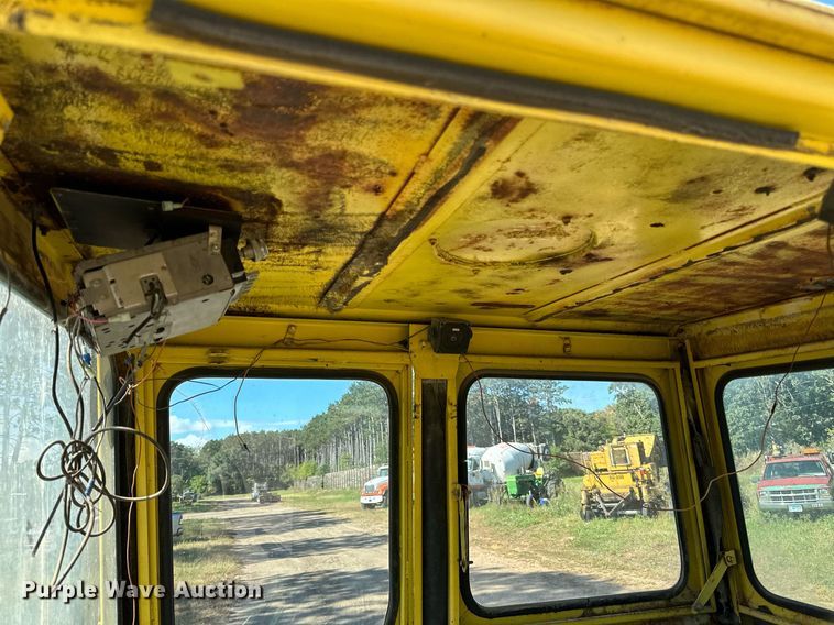 image for item DN0777 1969 John Deere 4520 tractor