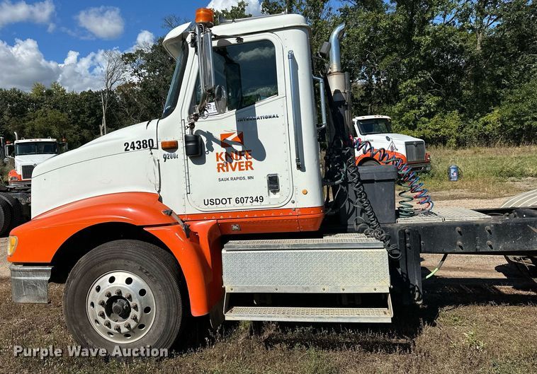 image for item DN0778 2007 International  9200i semi truck