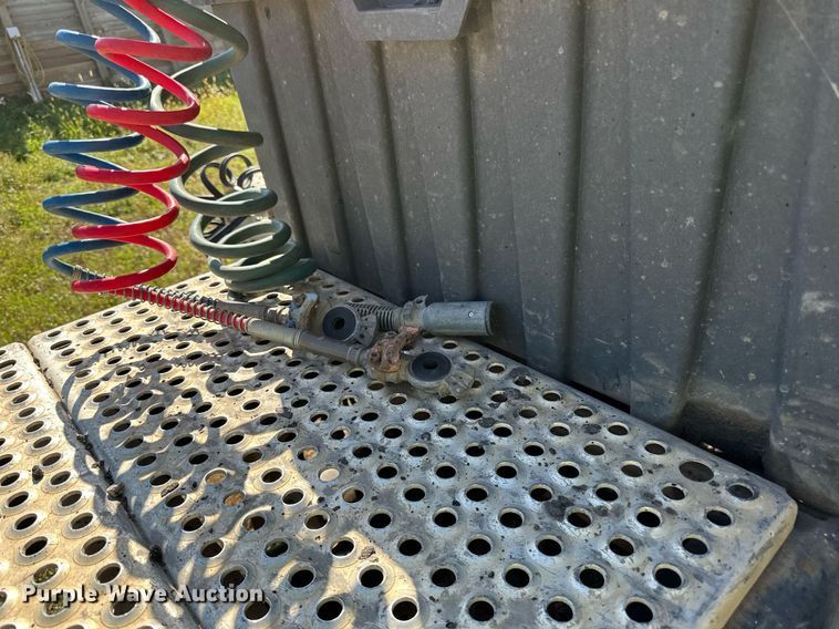 image for item DN0778 2007 International  9200i semi truck