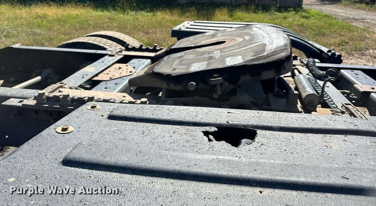 image for item DN0779 2007 International  9200i semi truck