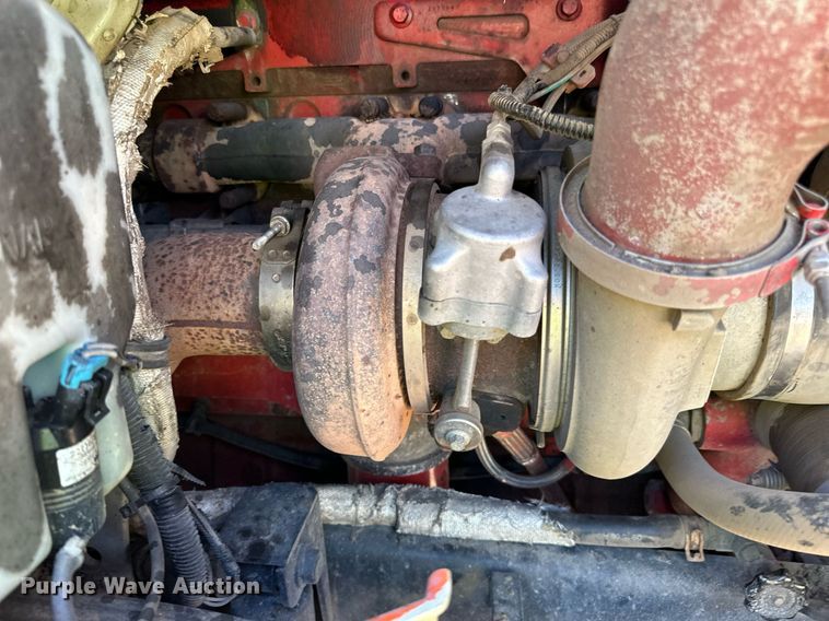 image for item DN0779 2007 International  9200i semi truck