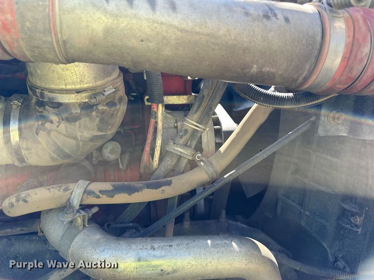 image for item DN0779 2007 International  9200i semi truck