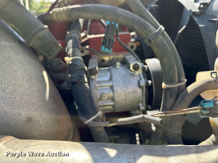 image for item DN0779 2007 International  9200i semi truck