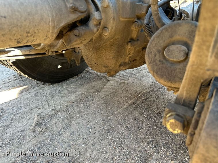 image for item DN0780 2008 International  9200i semi truck