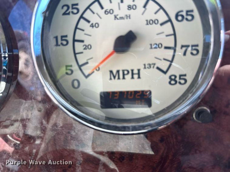 image for item DN0780 2008 International  9200i semi truck