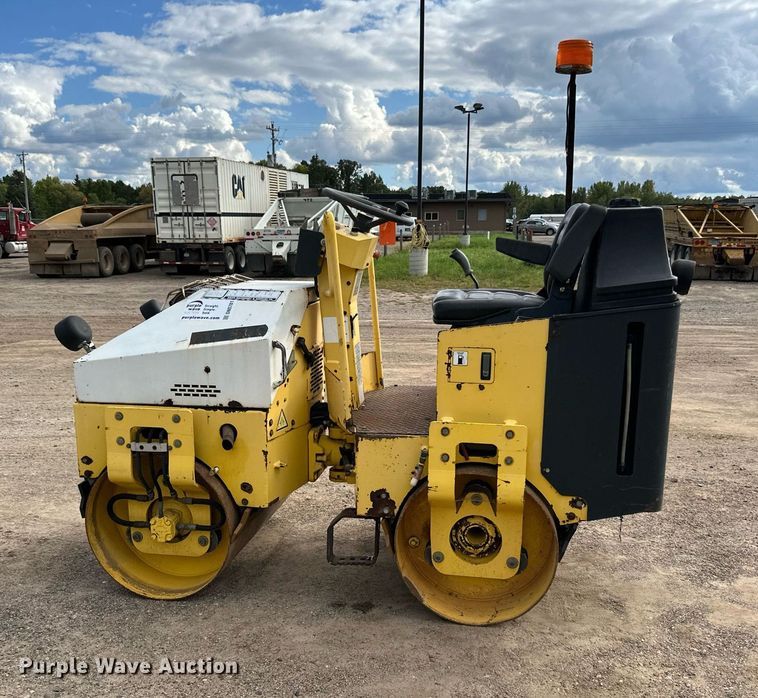 image for item DN0781 2002 Bomag  BW900 double drum vibratory roller