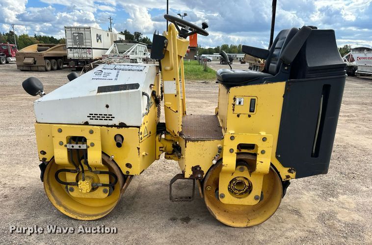 image for item DN0781 2002 Bomag  BW900 double drum vibratory roller