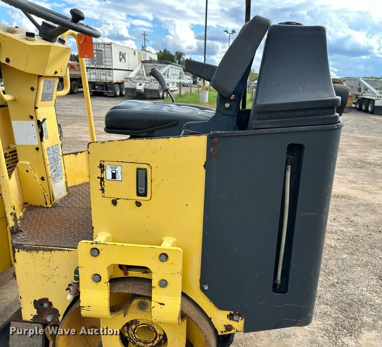 image for item DN0781 2002 Bomag  BW900 double drum vibratory roller