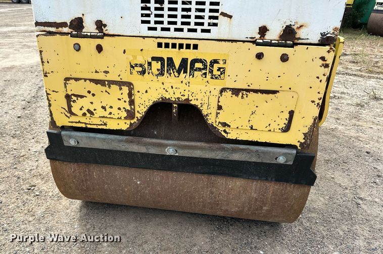 image for item DN0781 2002 Bomag  BW900 double drum vibratory roller