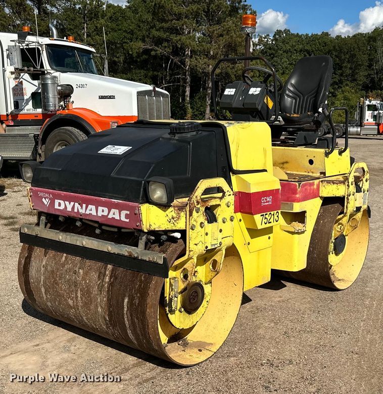 image for item DN0782 2000 Dynapac CC142 double drum vibratory roller