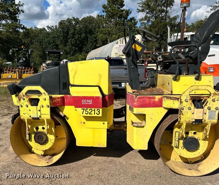 image for item DN0782 2000 Dynapac CC142 double drum vibratory roller