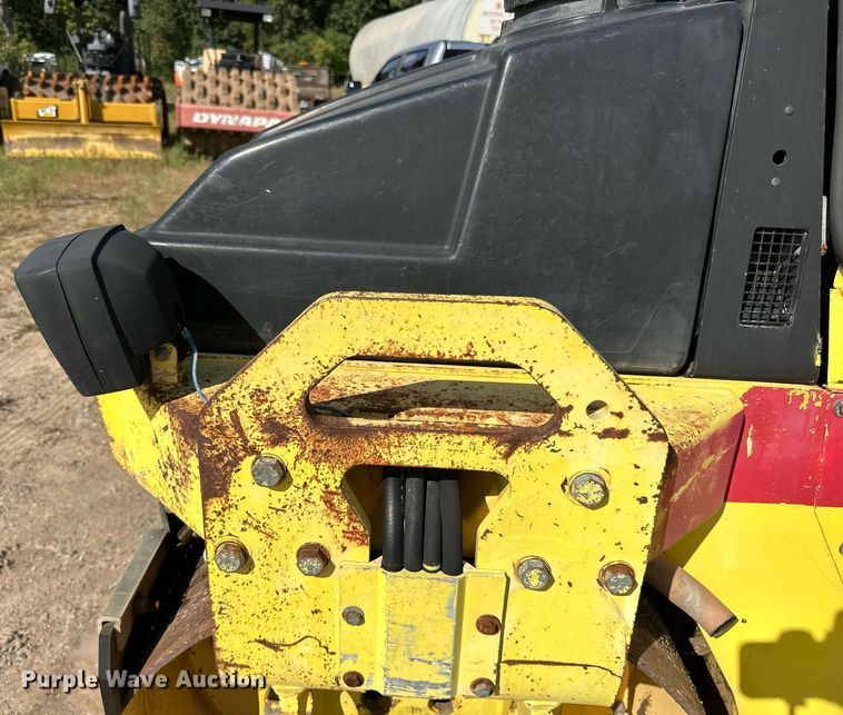 image for item DN0782 2000 Dynapac CC142 double drum vibratory roller