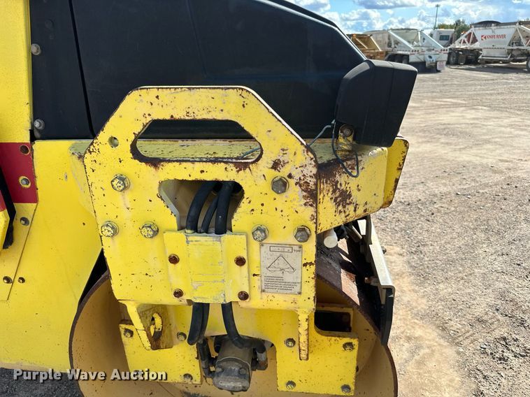 image for item DN0782 2000 Dynapac CC142 double drum vibratory roller