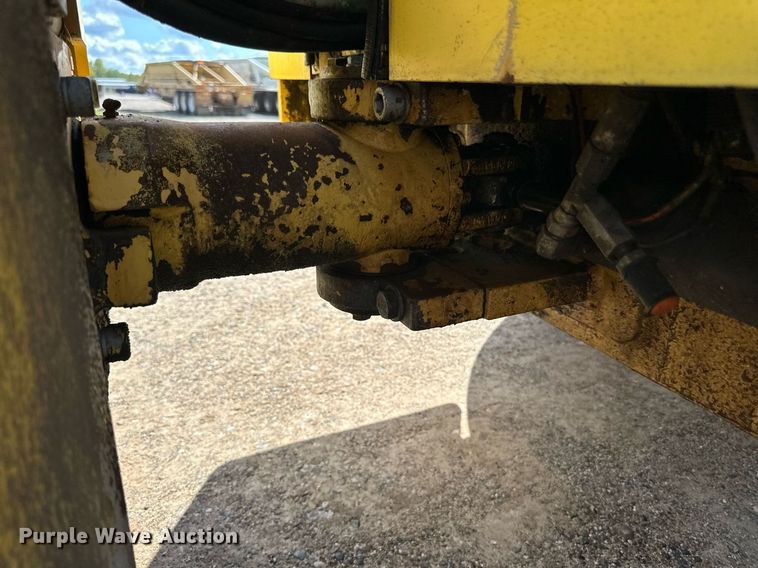 image for item DN0782 2000 Dynapac CC142 double drum vibratory roller