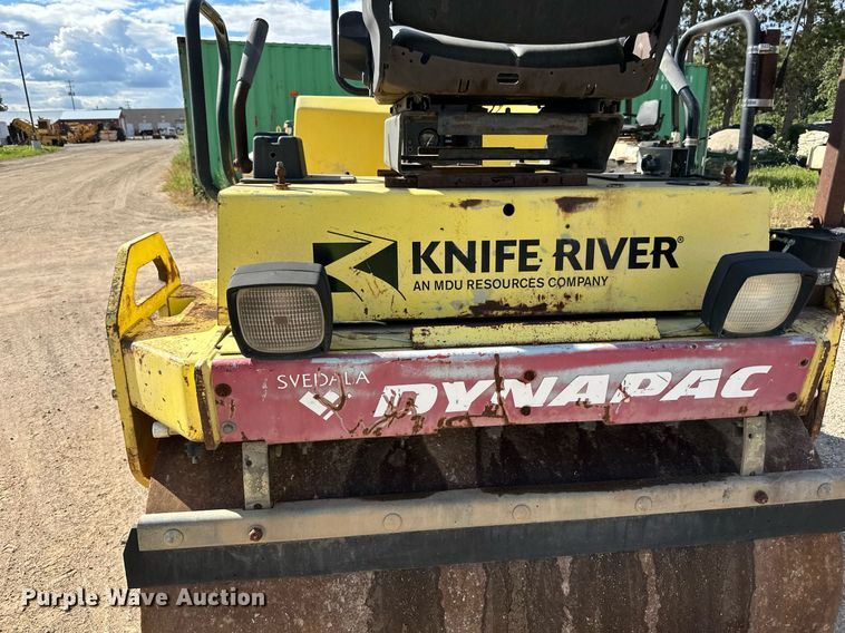 image for item DN0782 2000 Dynapac CC142 double drum vibratory roller