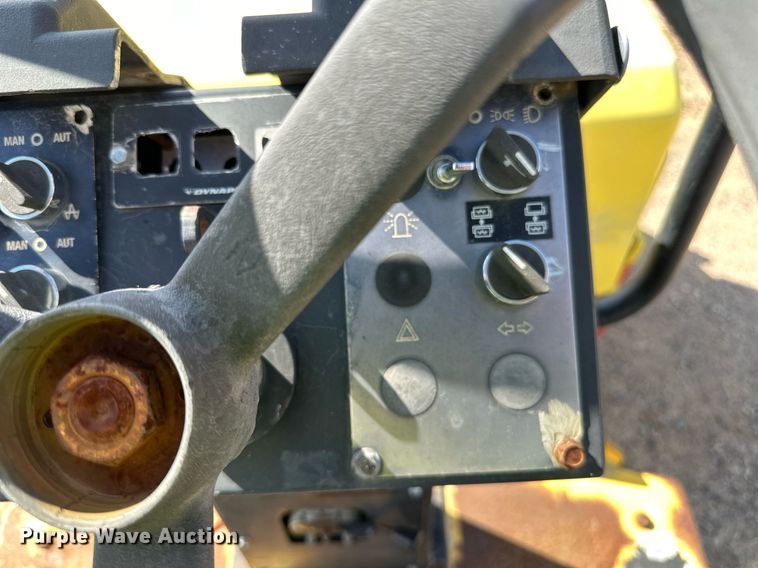 image for item DN0782 2000 Dynapac CC142 double drum vibratory roller