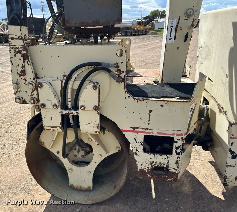 image for item DN0783 1995 Ingersoll Rand  DD22 double drum vibratory roller