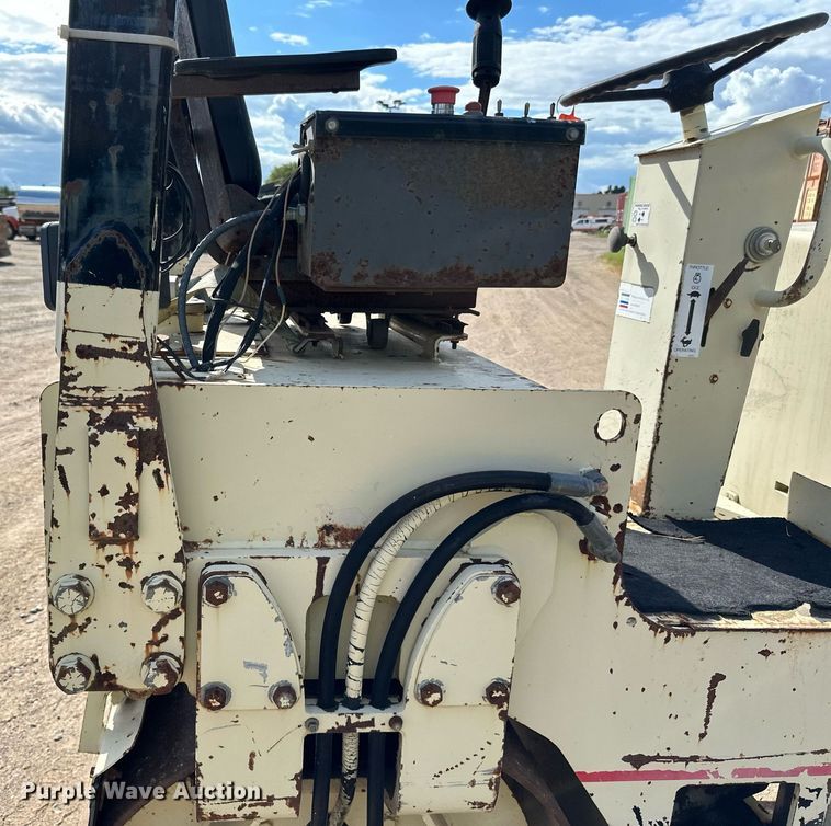 image for item DN0783 1995 Ingersoll Rand  DD22 double drum vibratory roller