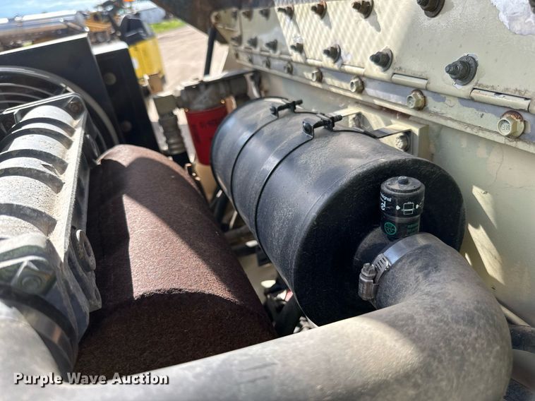 image for item DN0783 1995 Ingersoll Rand  DD22 double drum vibratory roller