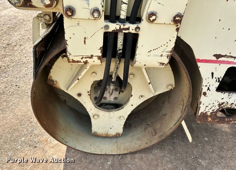 image for item DN0783 1995 Ingersoll Rand  DD22 double drum vibratory roller