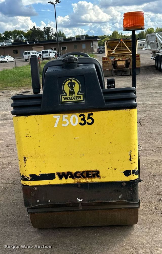 image for item DN0784 1999 Wacker RD11A double drum vibratory roller