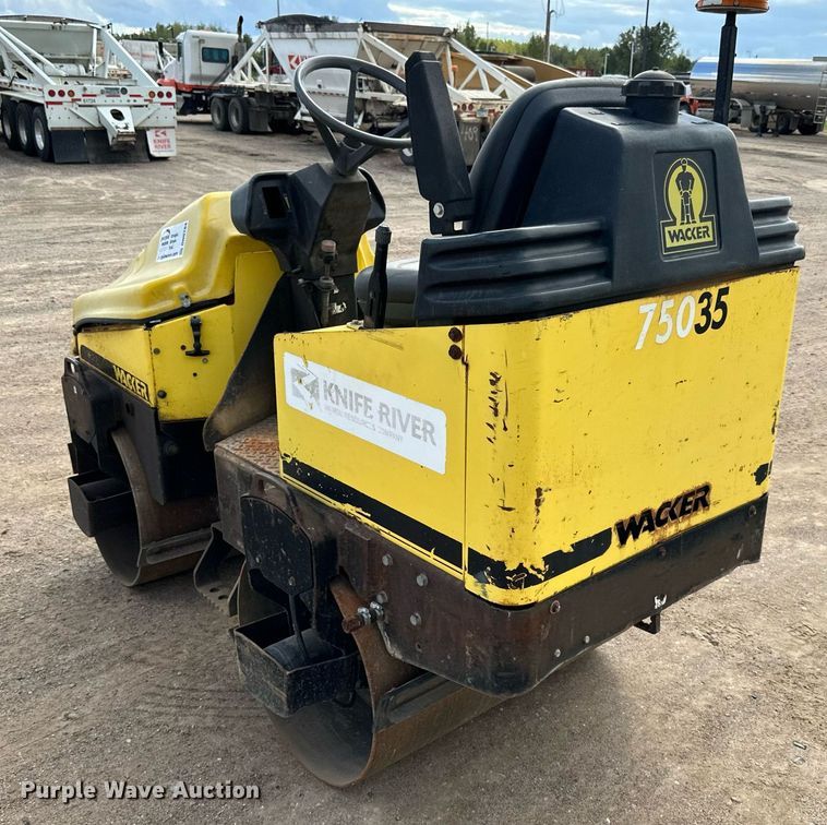 image for item DN0784 1999 Wacker RD11A double drum vibratory roller