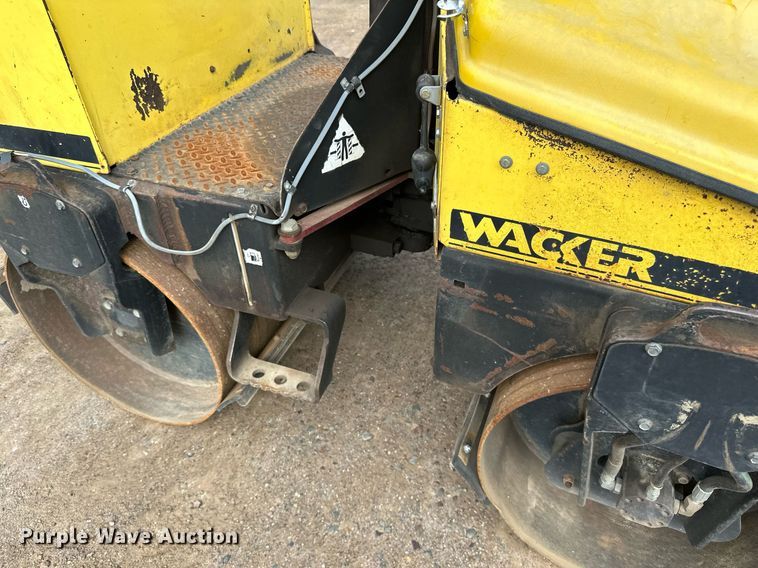 image for item DN0784 1999 Wacker RD11A double drum vibratory roller