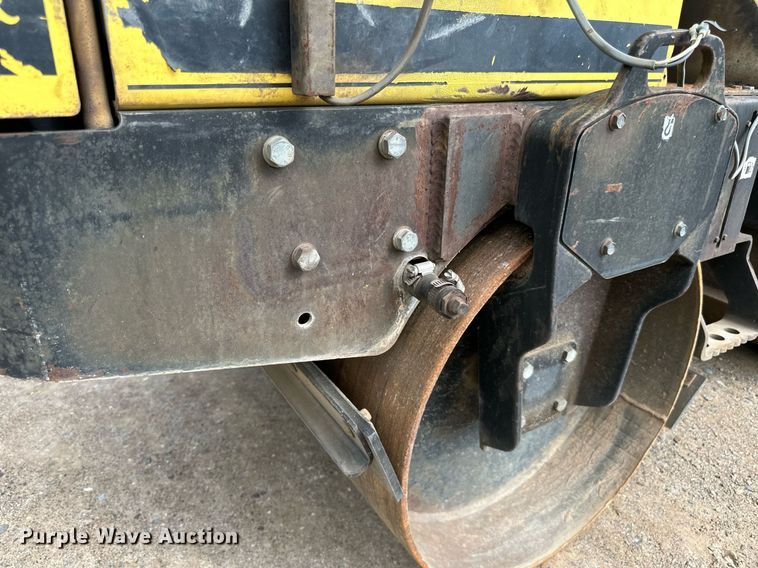 image for item DN0784 1999 Wacker RD11A double drum vibratory roller