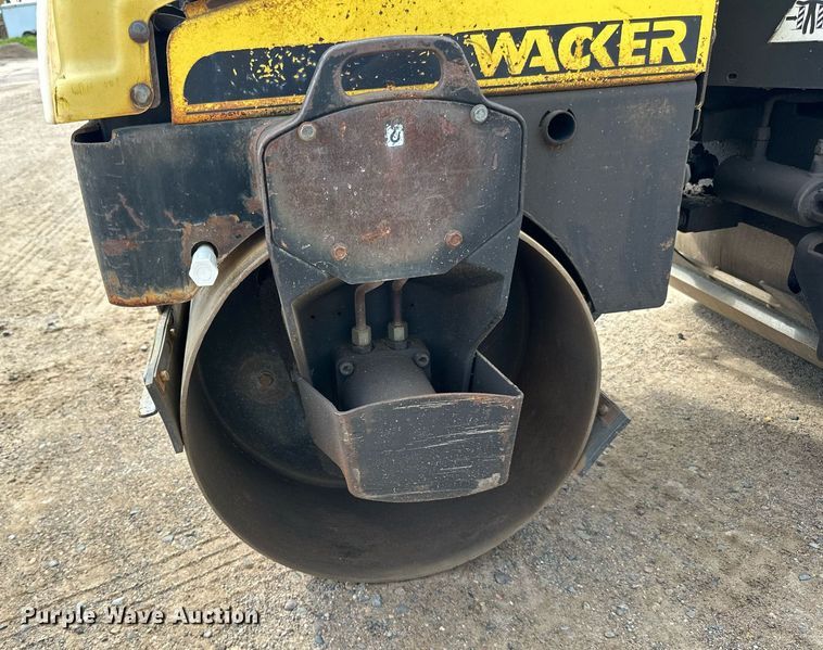 image for item DN0784 1999 Wacker RD11A double drum vibratory roller
