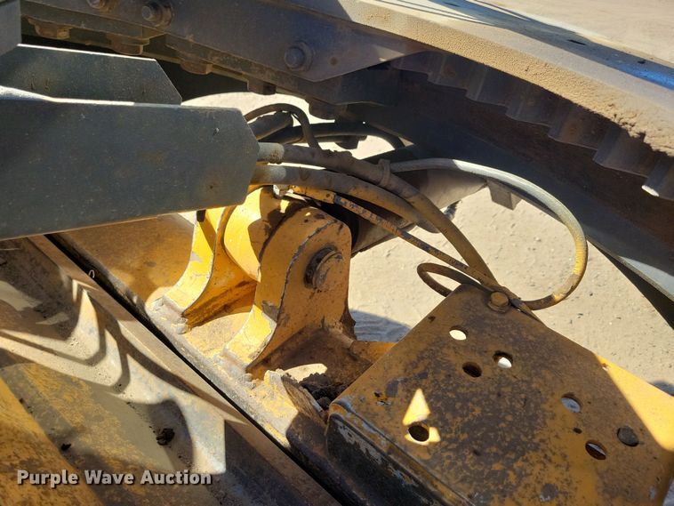 image for item DN3552 2008 John Deere 872D motor grader