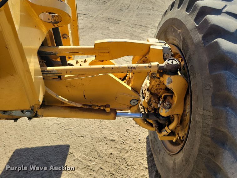 image for item DN3552 2008 John Deere 872D motor grader