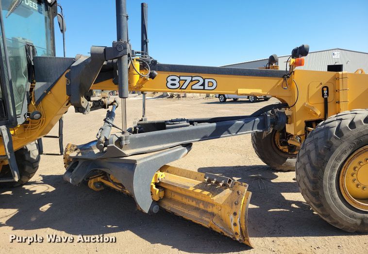 image for item DN3552 2008 John Deere 872D motor grader