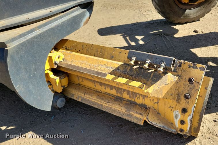 image for item DN3552 2008 John Deere 872D motor grader