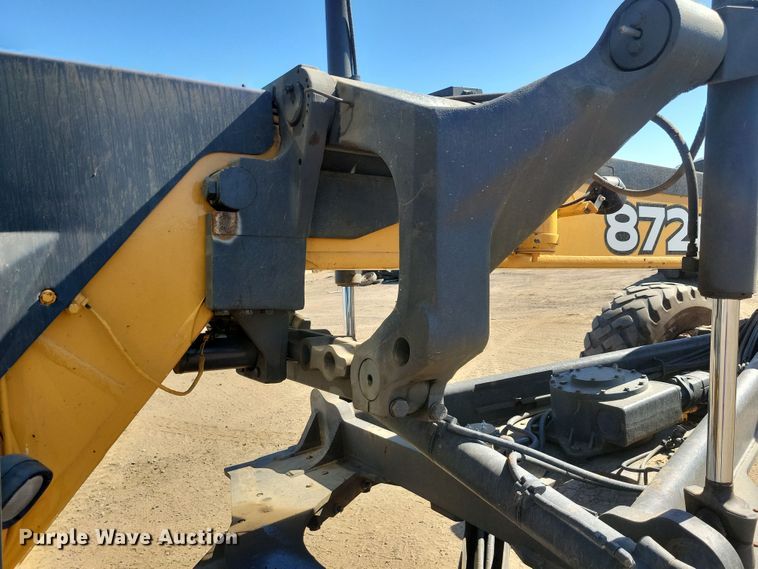 image for item DN3552 2008 John Deere 872D motor grader