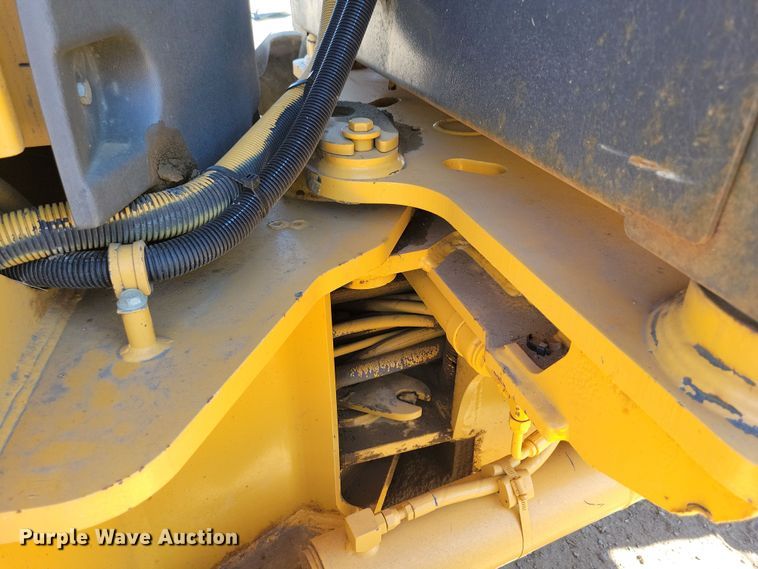 image for item DN3552 2008 John Deere 872D motor grader