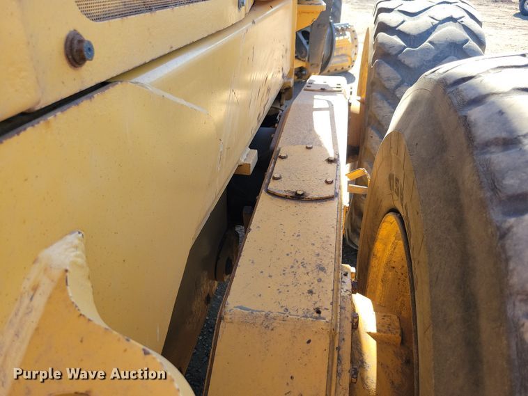 image for item DN3552 2008 John Deere 872D motor grader